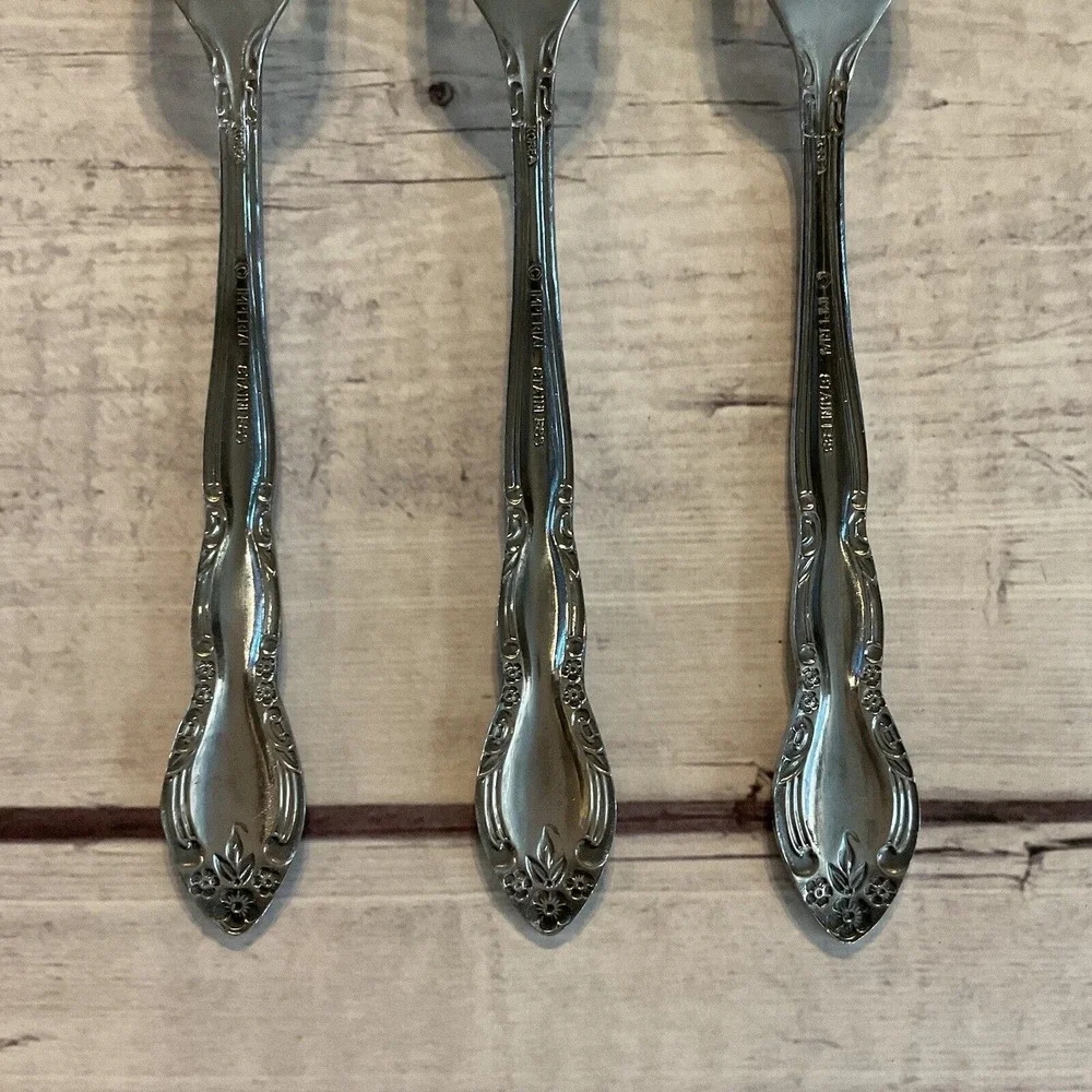 Imperial International Stainless Flatware FLEURETTE 3 Salad Dessert Forks Korea